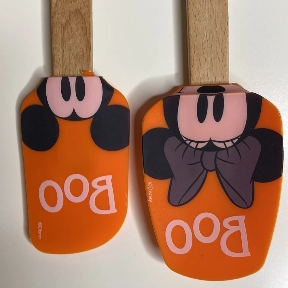NWT DISNEY HALLOWEEN BOO MICKEY & MINNIE SILICONE SPATULA & SPOON SET